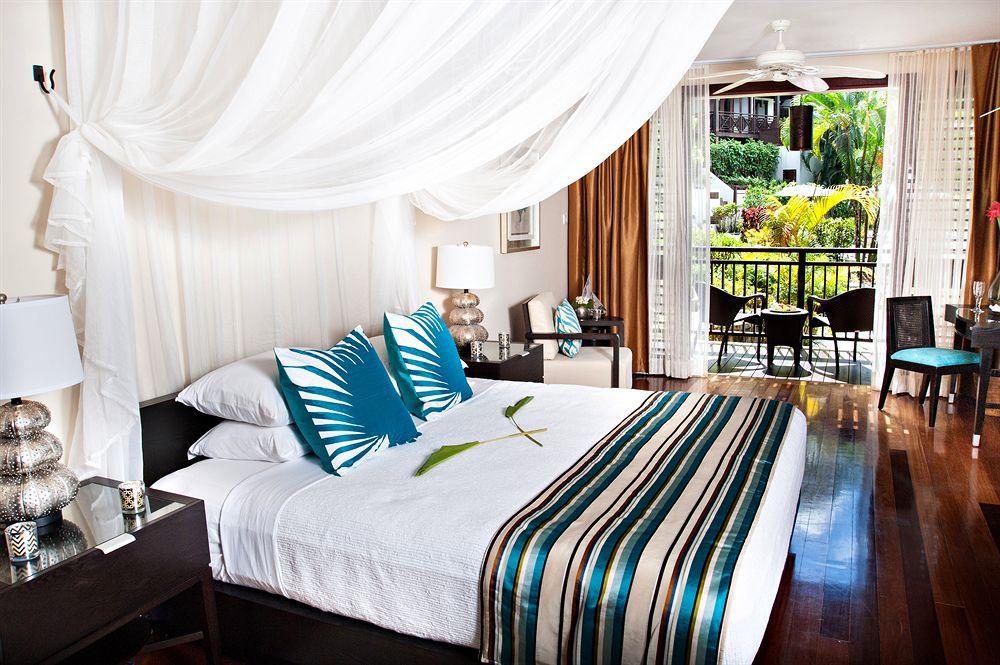 มาริโกต์ เบย์ รีสอร์ต แอนด์ มารีนา Hotel มาริกอทเบย์ ภายนอก รูปภาพ