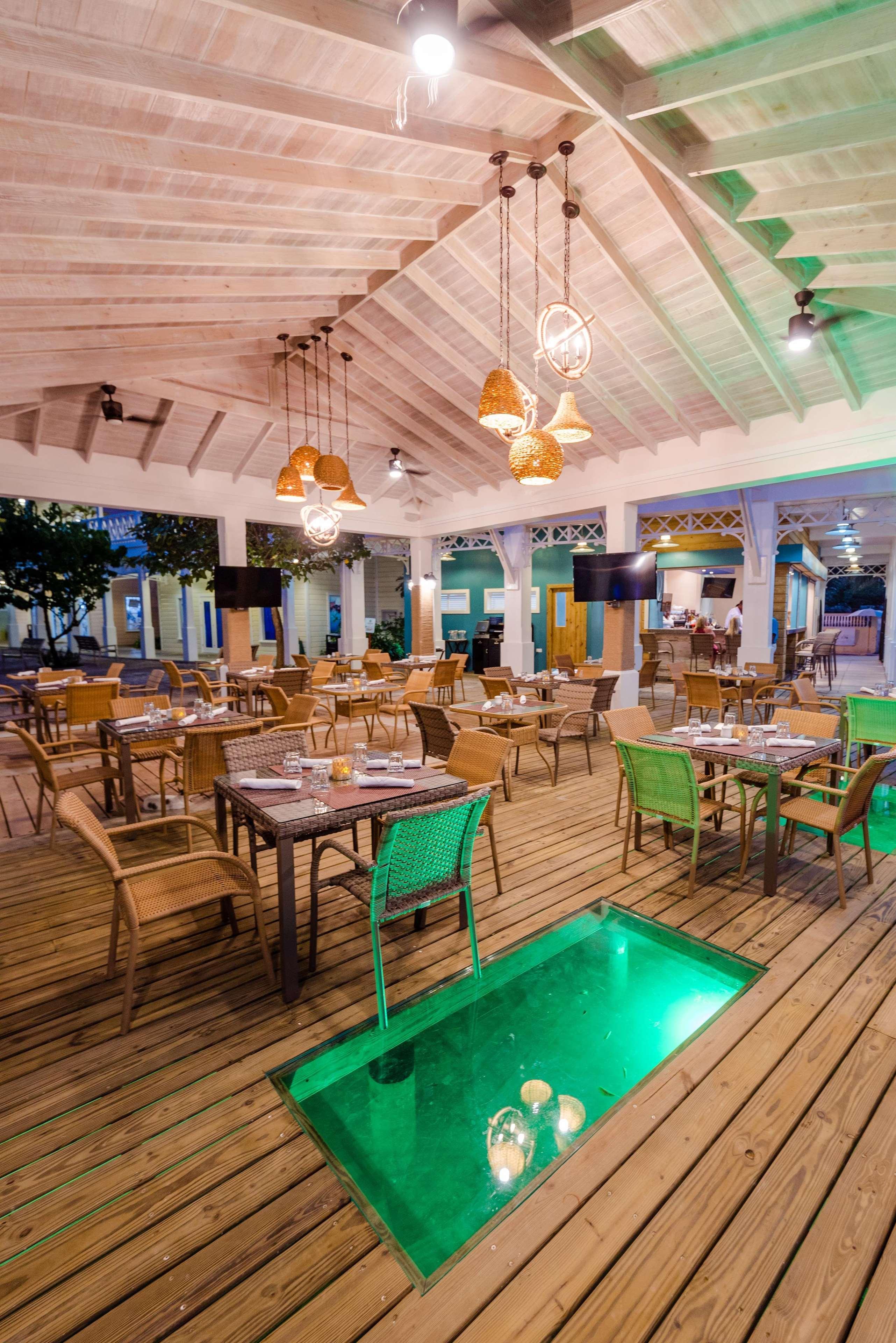 มาริโกต์ เบย์ รีสอร์ต แอนด์ มารีนา Hotel มาริกอทเบย์ ภายนอก รูปภาพ