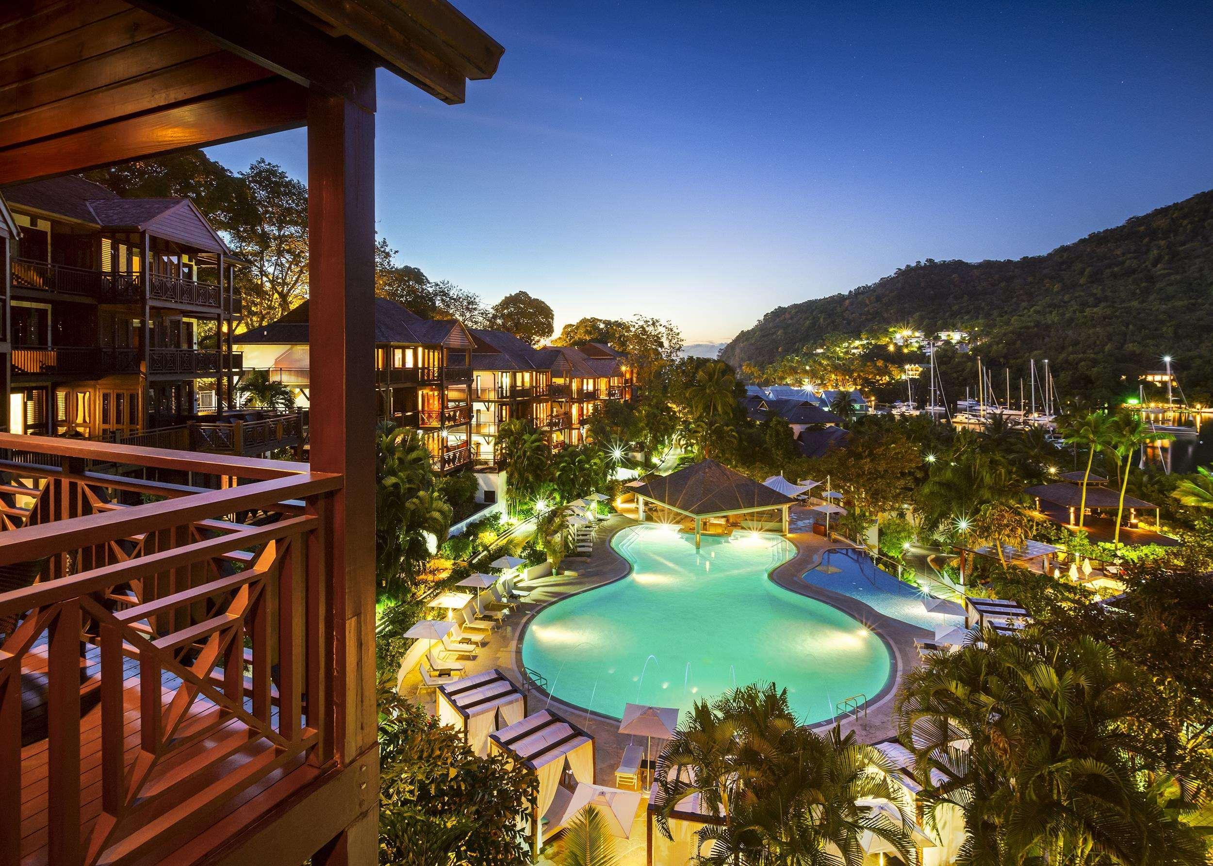 มาริโกต์ เบย์ รีสอร์ต แอนด์ มารีนา Hotel มาริกอทเบย์ ภายนอก รูปภาพ